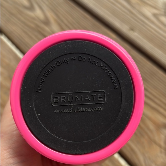BrüMate Pink Insulated Tumbler - Picture 3 of 5